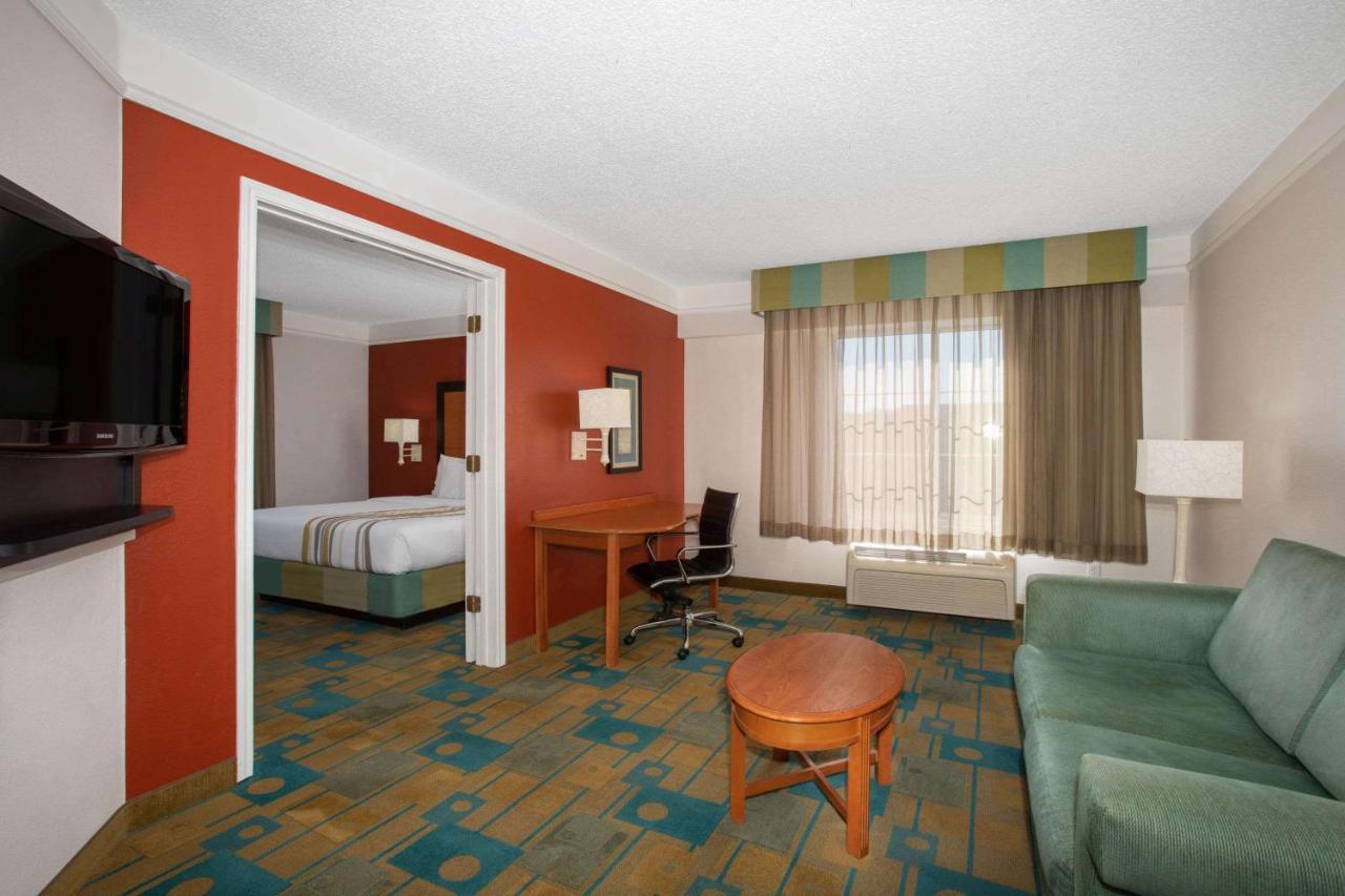 La Quinta By Wyndham Denver Southwest Lakewood Room photo